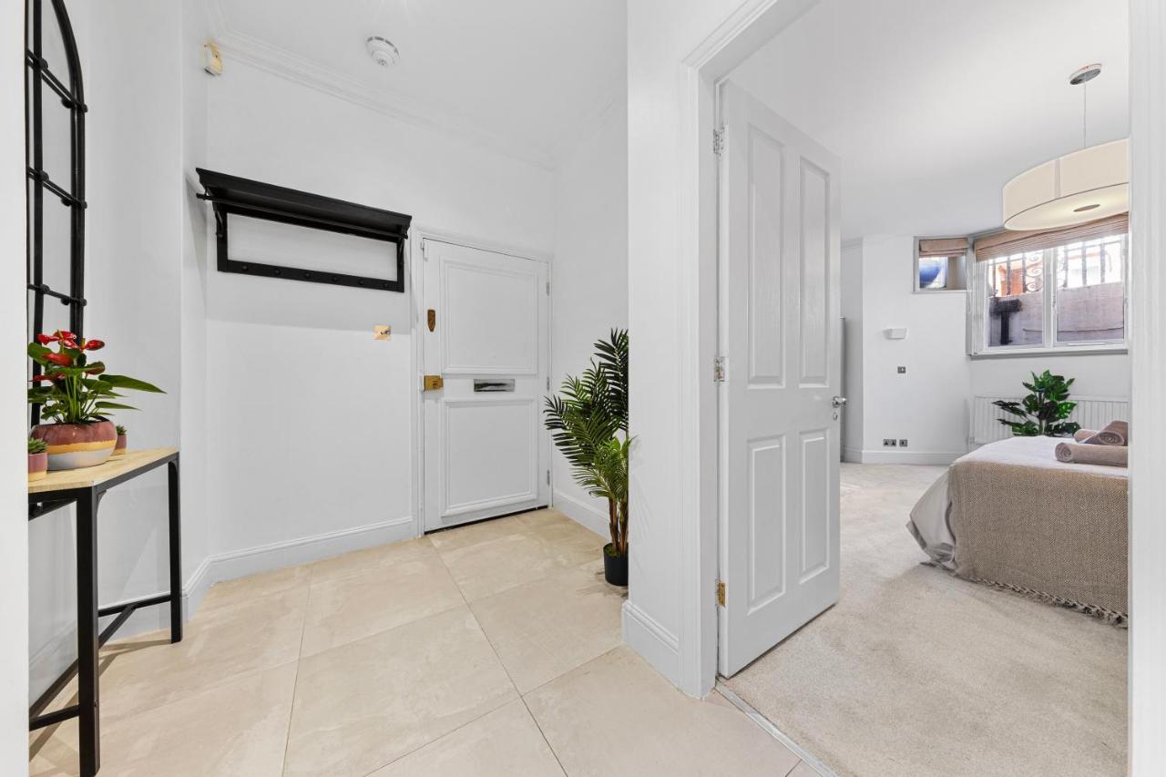 Apartamento Harrods 2 Bed Lux Flat W/Patio Londres Exterior foto